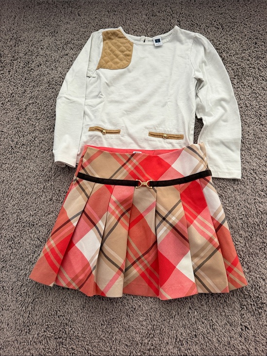 Janie and Jack Other - Janie and Jack Off-White Knit Tee & Skirt
